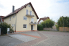 DIETZ: 3 Zimmer Terrassenwohnung mit Grünfläche in ruhiger Dieburger Wohnlage an einem Wendehammer! - 4-Familienhaus