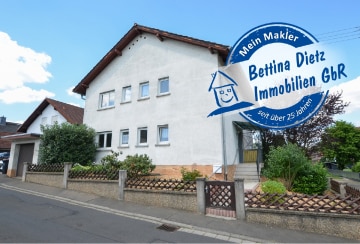 DIETZ: Modernisierungsbedürftiges Einfamilienhaus auf großzügigem Grundstück mit Garage!, 63654 Büdingen, Einfamilienhaus