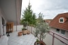 DIETZ: TOP-GEPFLEGTE 4 Zimmer Dachgeschosswohnung mit Balkon, Einbauküche in Feldrandlage! - Balkon