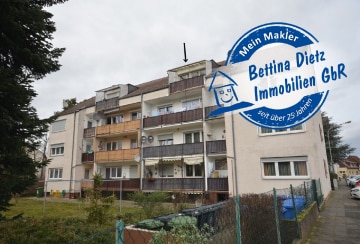 DIETZ: 2.5 Zimmer-Dachgeschosswohnung mit Balkon, Einbauküche, Kellerraum, 64832 Babenhausen, Dachgeschosswohnung