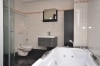 DIETZ: Erdgeschosswohnung mit wohnraumähnlich ausgebautem 3-Zimmer-Keller - Badewanne und Dusche