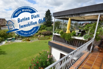 DIETZ: 4-Zimmer-Wohnung mit großem Balkon, Garage und modernem Badezimmer!, 64832 Babenhausen, Etagenwohnung