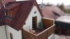 DIETZ: Sehr gepflegtes Einfamilienhaus im Landhausstil mit 3 Balkonen, 2 Garagen und Terrasse! - Balkon 3 - Dachterrasse