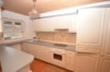 DIETZ: Zweifamilienhaus auf 2 Ebenen mit Doppelgarage, Kachelofen, Badewanne+Dusche - Whg 2 Einbauküche inklusive