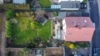 DIETZ: Modernes 1-2-FH in Seligenstadt! Garage, Carport und weiträumig eingewachsener Garten! - Luftbild Grundstück