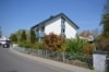 DIETZ: Herrliche 2,5 Zimmer-Terrassenwohnung mit Garten und Garage - Außenansicht 3-Familienhaus