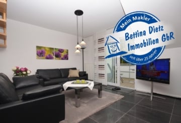 DIETZ: Neuwertige 3-Zimmer-Wohnung mit Aufzug, 2 Dachterrassen, Doppel-Car-Port und TOP-Einbauküche!, 64807 Dieburg, Maisonettewohnung