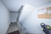 DIETZ: Freundliche Dachgeschosswohnung in zentraler Lage in Epperthausen! - Treppenhaus
