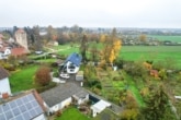 DIETZ: 3 Familienhaus mit 1 Zimmerwohnraum im KG + Garten und 2 Garagen in Babenhausen! - Luftbild Lage