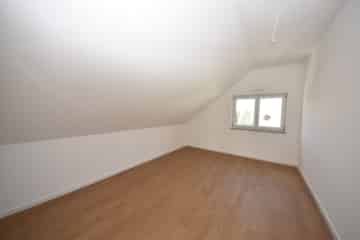 DIETZ: HAUS PAULA! Penthauscharakter mit 50qm Dachterrasse ! Wärmepumpe, Tiefgarage, opt Einbauküche - Schlafzimmer 3 von 3 (652073)