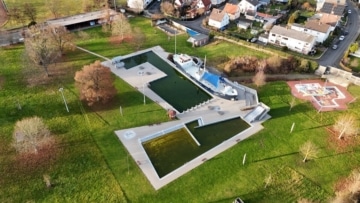 DIETZ: 12 Grundstücke inklusive 7 Baugenehmigungen im neuen Babenhäuser Wohnquartier Kaisergärten! - Schwimmbad Babenhausen (695357)