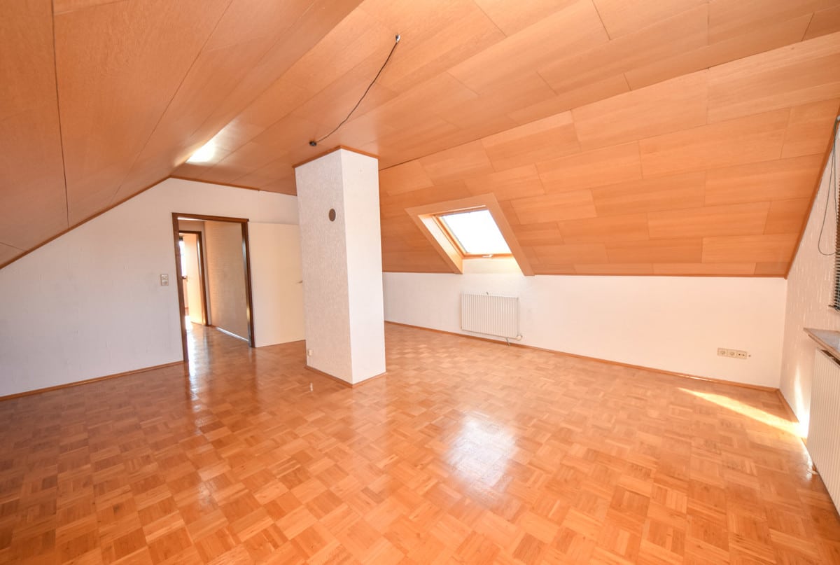 Schlafzimmer 1 von 2 DG