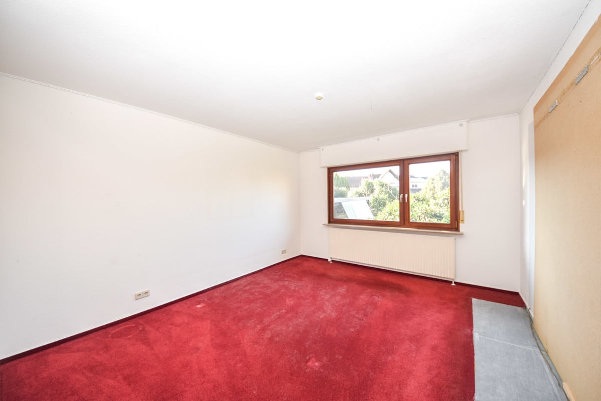 Schlafzimmer 1 von 2 EG