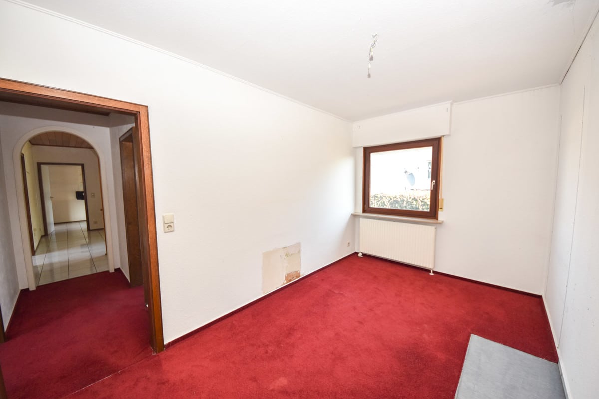 Schlafzimmer 2 von 2 EG