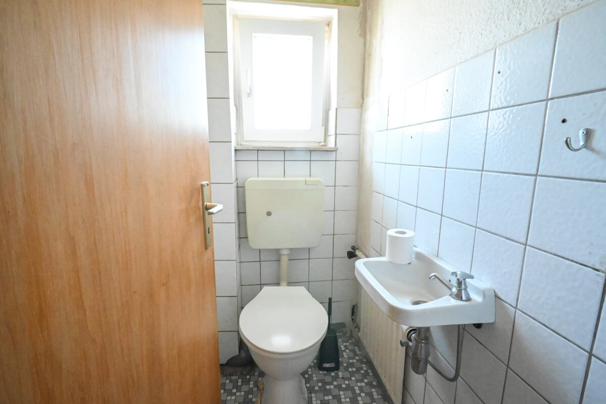 Gäste WC OG