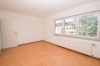 DIETZ: Renovierte 2-Zimmer-Wohnung mit Balkon, neuer Pelletsheizung in Babenhausen zu vermieten! - Schlafzimmer