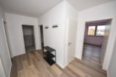 Flur - DIETZ: Einzugsbereite 3-Zimmer-Wohnung im Dachgeschoss mit Balkon, neuem Badzimmer und Gäste-WC!