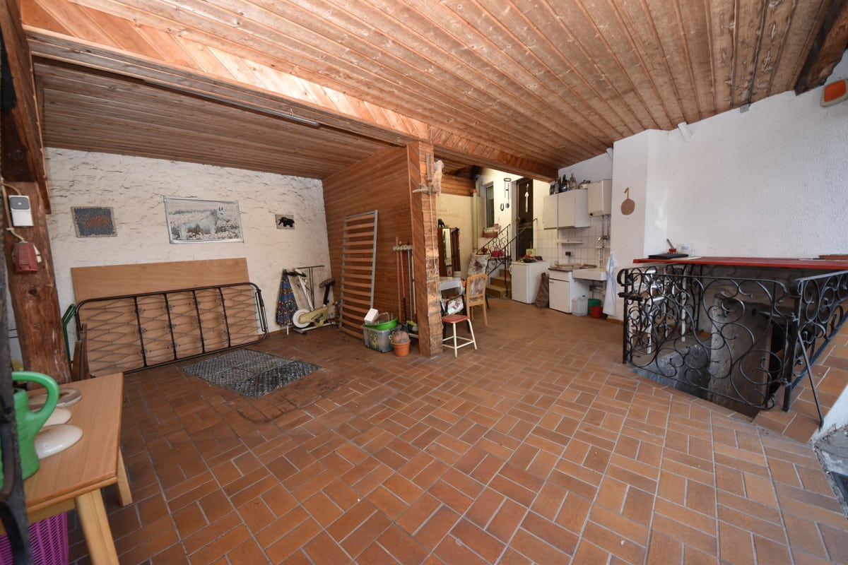 Überdachter Freisitz Wohnhaus