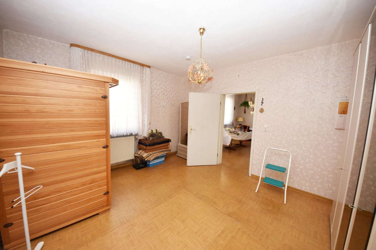 Zimmer 1 EG