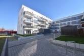 DIETZ: Moderne und helle 2-Zimmerwohnung im 2. OG mit Balkon und TG-Stellplatz! - Außenansicht