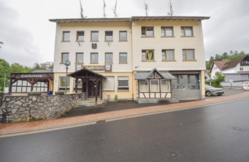 DIETZ: Ladengeschäft – Verkaufsfläche im Erdgeschoss von 197,50m² zentral gelegen in Sailauf - Außenansicht (680785)