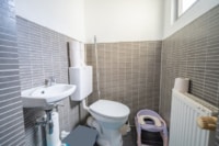 Gäste-WC EG
