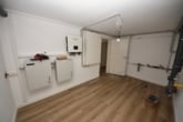 DIETZ: Sanierter Bungalow mit Wärmepumpe + Photovoltaik - 50qm Hobbyraum oder Büro separater Eingang - Technik Photovoltaikanlage und Speicher