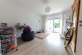 Schlafzimmer 1 von 3 EG - Großzügige Immobilie mit 2 Wohnungen – Erweiterungspotenzial – PV-Anlage ruhige Lage von Großostheim