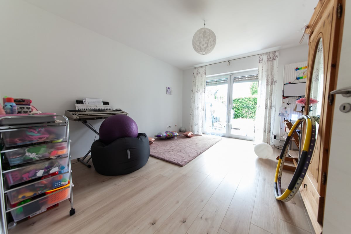 Schlafzimmer 1 von 3 EG