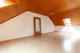 Dachboden OG - Großzügige Immobilie mit 2 Wohnungen – Erweiterungspotenzial – PV-Anlage ruhige Lage von Großostheim