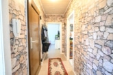 Flur EG - Vermietetes 2 Familienhaus mit Garage, Garten und Terrasse in ruhiger Wohnlage von Messel!