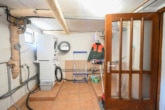 Waschküche KG - Vermietetes 2 Familienhaus mit Garage, Garten und Terrasse in ruhiger Wohnlage von Messel!