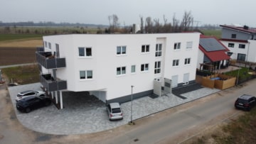 DIETZ: NEUBAU 3-Zimmer-Wohnung und Büro nur für Selbstständige! Wohnen und Arbeiten! - Vorderansicht (660315)