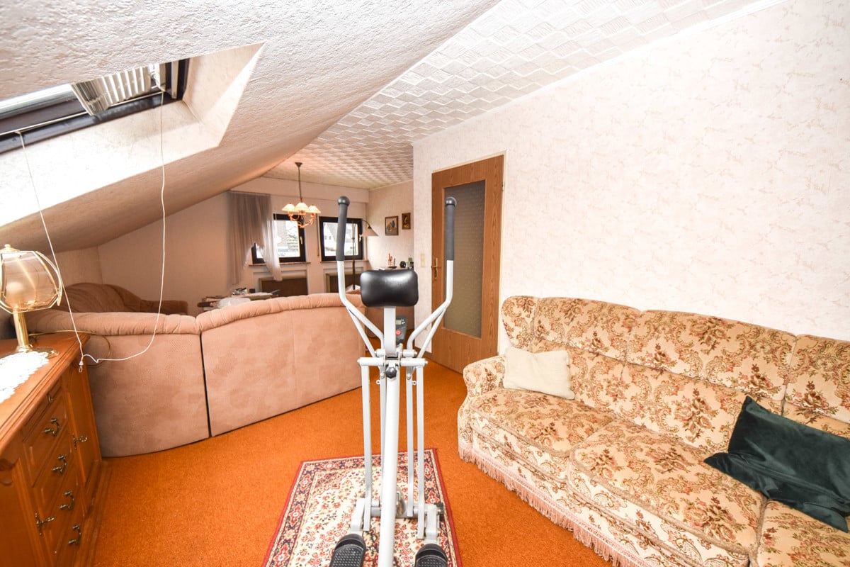 Wohnzimmer DG