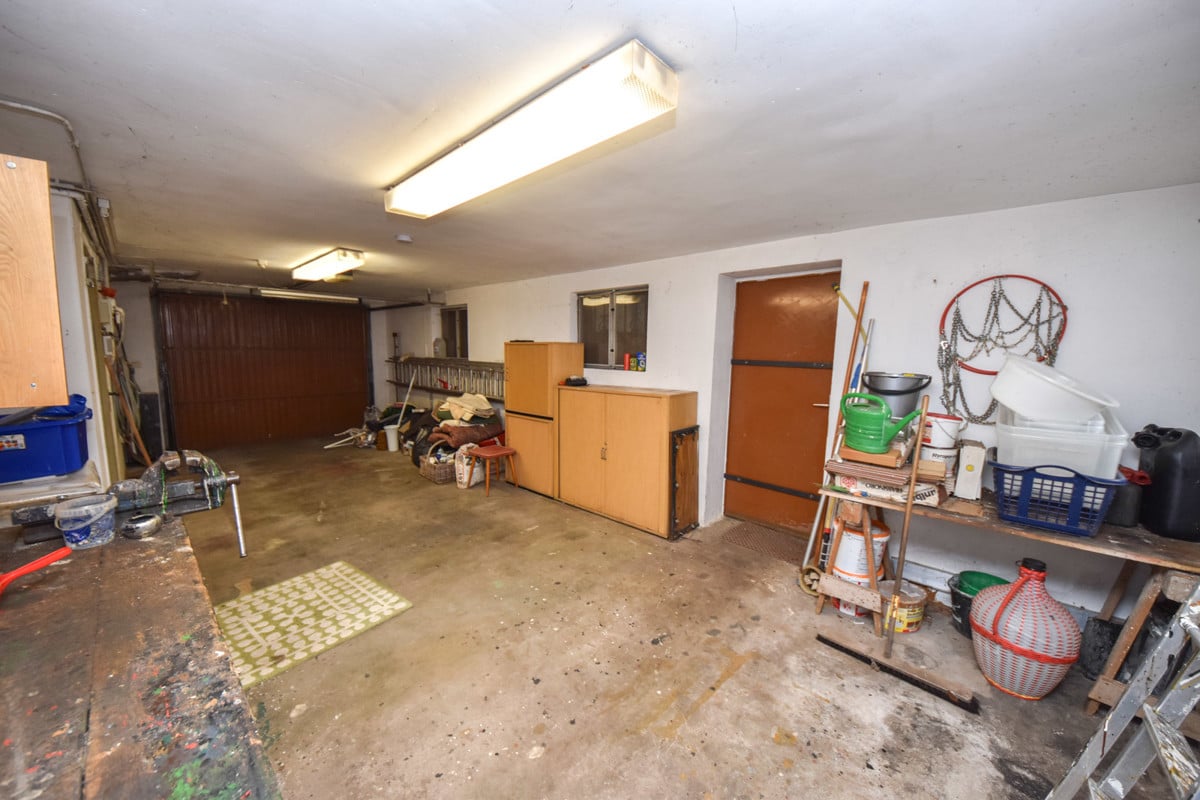 Garage mit Hauszugang