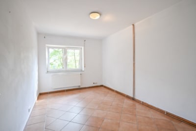 DIETZ: EFH auf einem 2.667m² großem naturnahen Grundstück in Bad König in Alleinlage. Sofort frei! - Schlafzimmer 4 KG (697636)