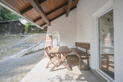 DIETZ: EFH auf einem 2.667m² großem naturnahen Grundstück in Bad König in Alleinlage. Sofort frei! - Terrasse (697649)