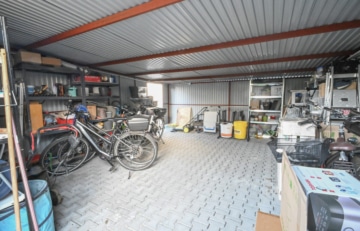 DIETZ: Moderne Dachgeschosswohnung in zentraler Lage von Groß-Zimmern! - Garage (668198)
