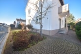 DIETZ: Gepflegtes 1-2 Familienhaus mit Garten, Nebengebäude und Keller in Harreshausen! - Haupteingang
