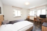 DIETZ: Gut laufendes Hotel aus Altersgründen abzugeben! 10 Min von Aschaffenburg! - Doppelbettzimmer OG