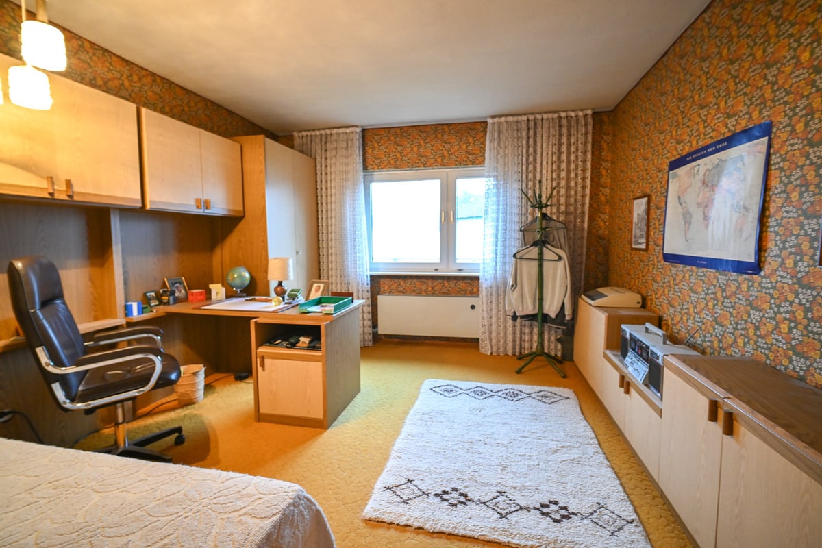 Schlafzimmer OG 2 von 3