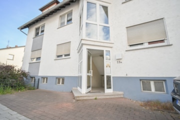 DIETZ: Gepflegte Obergeschosswohnung mit Balkon und Stellplatz in Babenhausen – Hergershausen. - Eingangsbereich (686897)