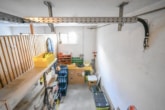 Eigener Kellerraum - DIETZ: Gepflegte Obergeschosswohnung mit Balkon und Stellplatz in Babenhausen – Hergershausen.