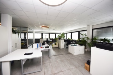 DIETZ: PROVISIONSFREI Modernisierte Büroetage mit 300m² Bürofläche zur Vermietung! Viele Parkplätze! - Weitere offene Bürofläche (643123)