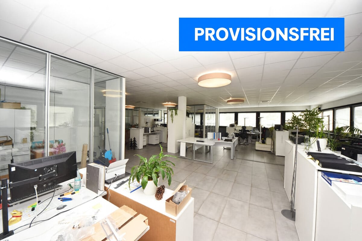 Weitere offene Bürofläche