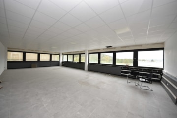 DIETZ: PROVISIONSFREI Modernisierte Büroetage mit 300m² Bürofläche zur Vermietung! Viele Parkplätze! - Optional weitere Bürofläche auf gleicher Ebene (643138)