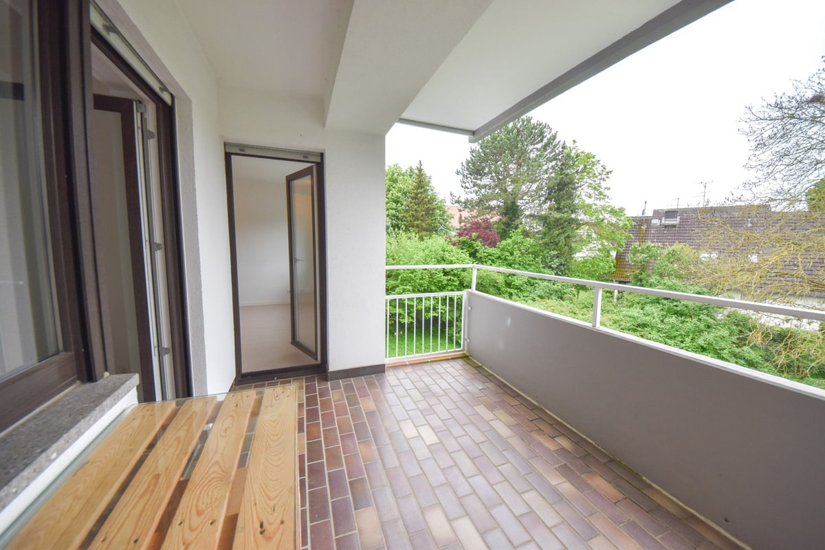 überdachter Balkon
