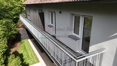 DIETZ: 3-Zimmer-Wohnung im 1. OG im energetisch sanierten 7-FH m. Balkon n. Godelsberg und Waldrand! - OG-Wohnung links (702700)