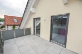 Großzügiger Balkon - DIETZ: Hochwertige Ausstattung in penthouseähnlicher Wohnung mit 2 großen Balkonen! Wohnungsaufzug!