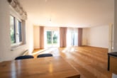 Wohn- und Essbereich EG - Modernes Reihenendhaus in ruhiger Feldrandlage von Babenhausen mit Garage, Garten und Carport!